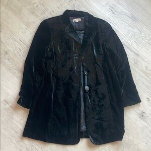 Elegant Black Velvet Women's Coat